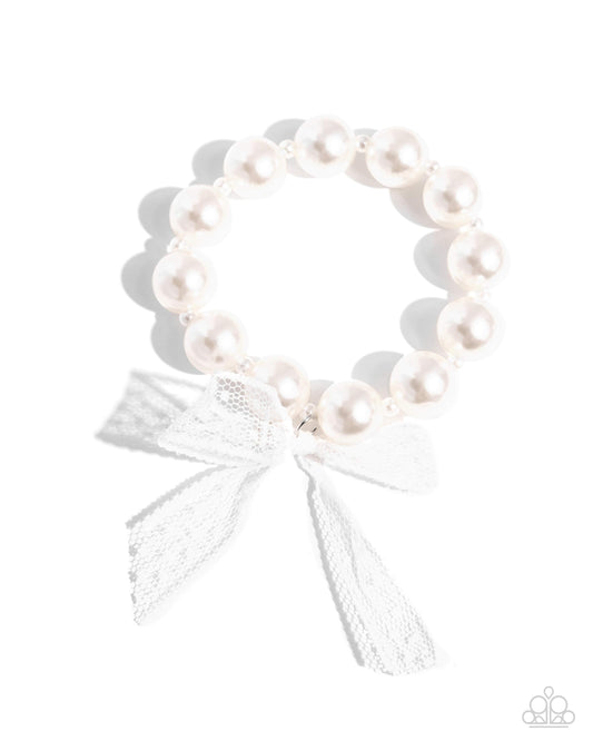 shop-sassy-affordable-girly-glam-white-paparazzi-accessories