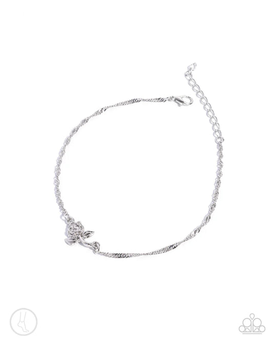 Paparazzi Accessories ❤️ Rose Review Anklet - Silver by Lady Sassy