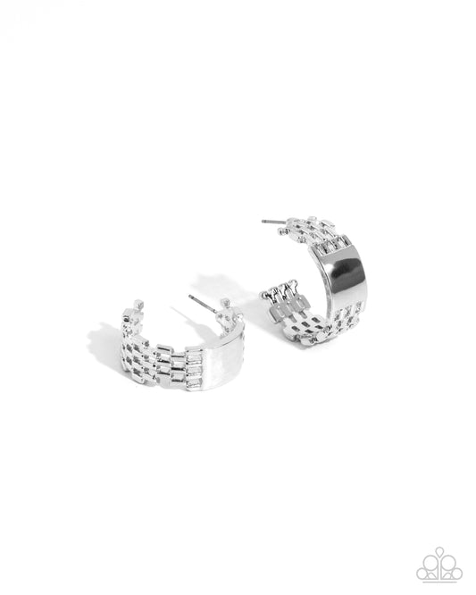 shop-sassy-affordable-interlocked-immunity-silver-paparazzi-accessories