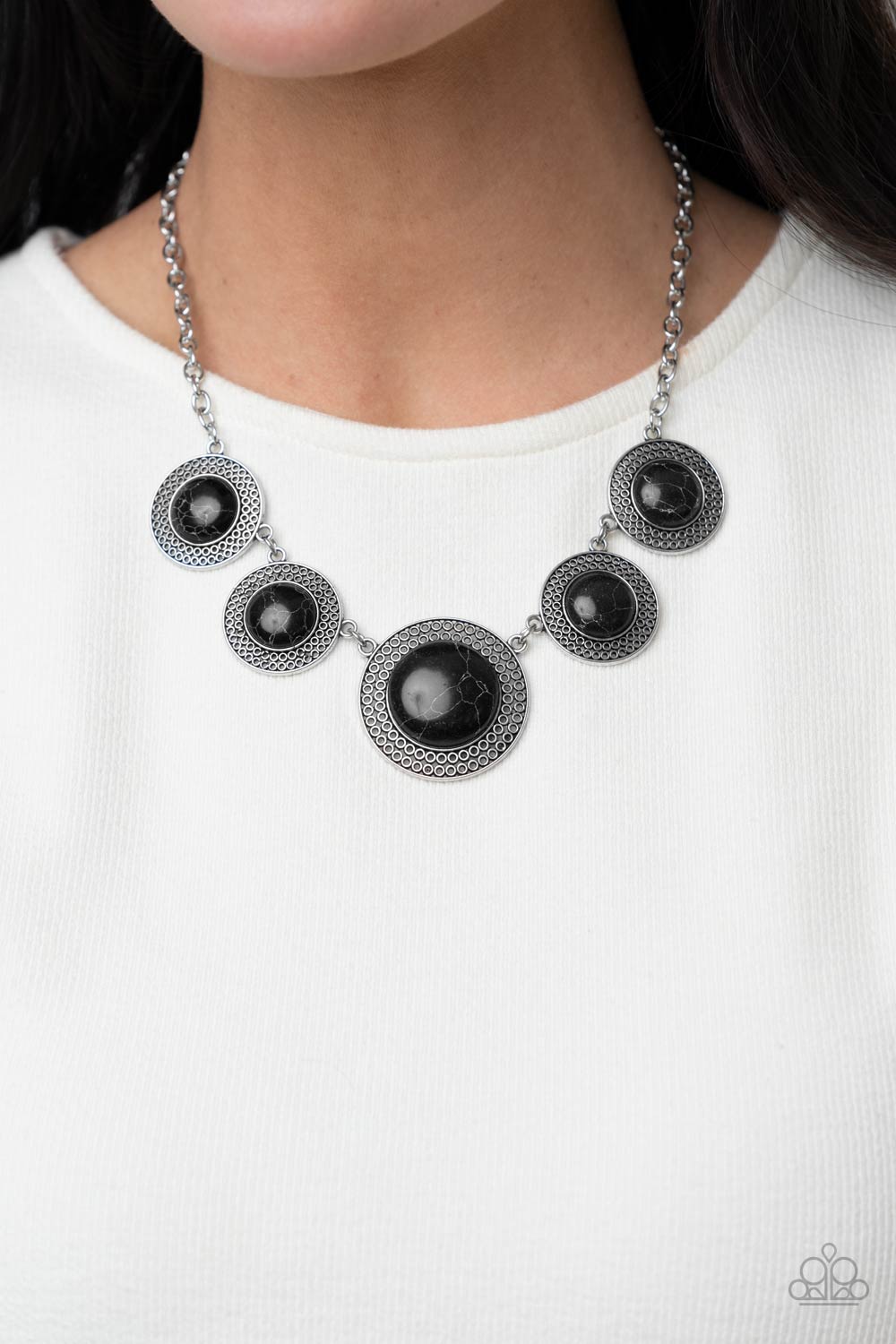 Paparazzi Accessories ❤️ Circle The Wagons - Black by Lady Sassy